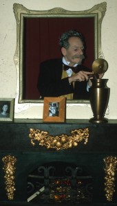Asbus thuis tijdens 't Spookt in de soap in 1998
